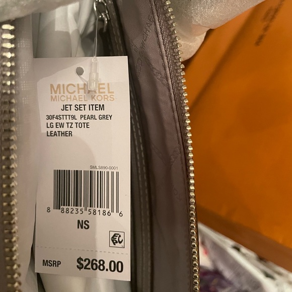 Michael Kors LG EW TZ TOTE LEATHER JET SET ITEM - Picture 4 of 4